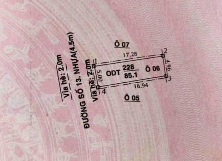 228-37 - 1.jpg